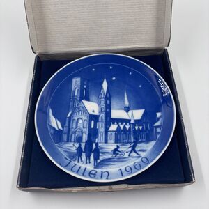 Vintage 1969 Bareuther Christmas Plate Ribe Cathedral Denmark Blue Porcelain
